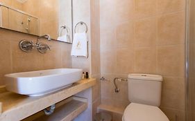 Athena Hotel